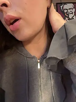 Holly_Play