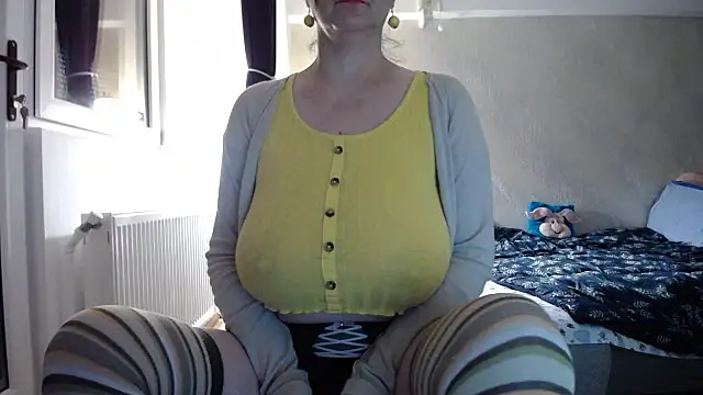 Mary_x