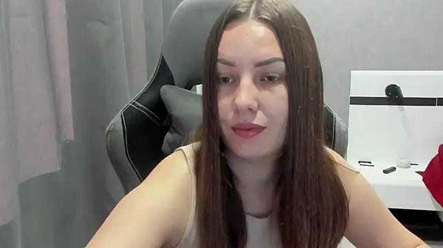 Mia_shy1
