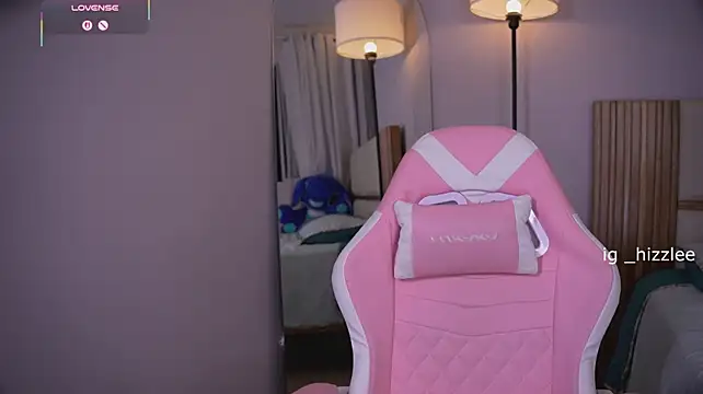 AnnyHizzle