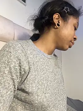 Zaira_Rose_