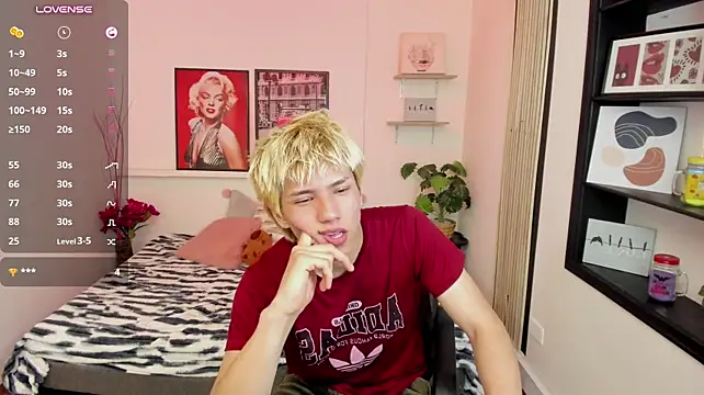 stich_23 (M twink) - 🔥Oil massage ass & spanks in doggy🔥