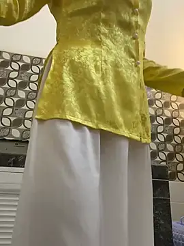 NINA2102