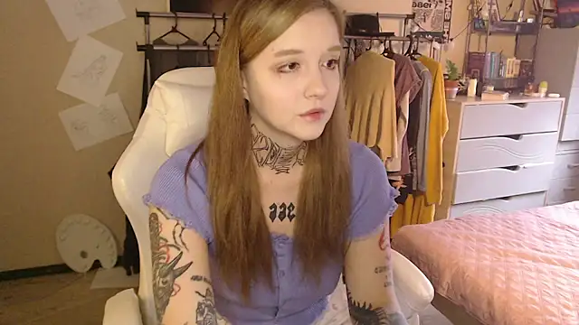 Taissa_Harmon
