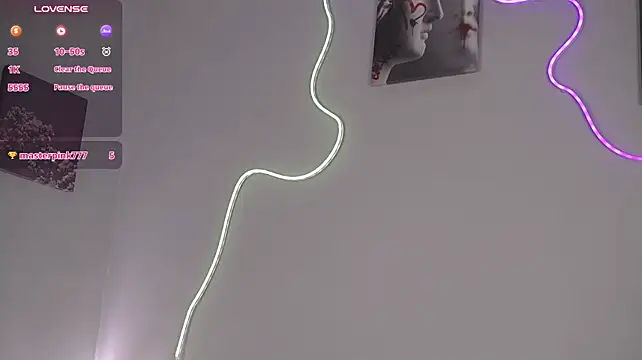 minty_bite live sex cam