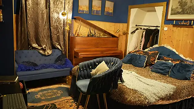 VanessaDoyle webcam