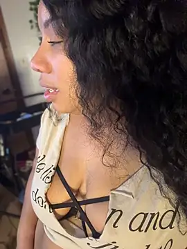 roxievoss (F milf) - Ride The BBC