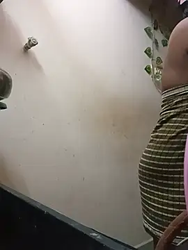 tamil_swathii (F young) - Pussy