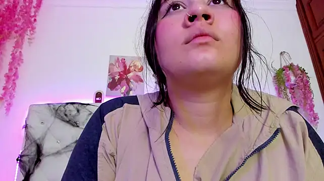 katt_lover (F teen) - Ride dildo 😏🥵