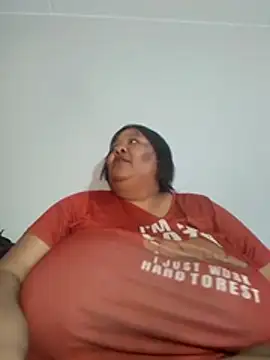 nancy111 (F milf) - Make Me cum and squit in my toy
