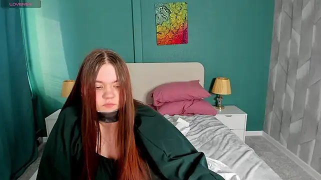 Alice_Steellee
