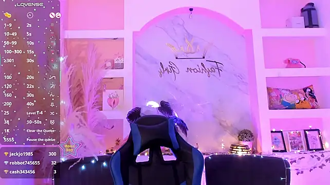 Modèle: CamilaHarperr_