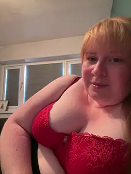 Curvy-GingeXX