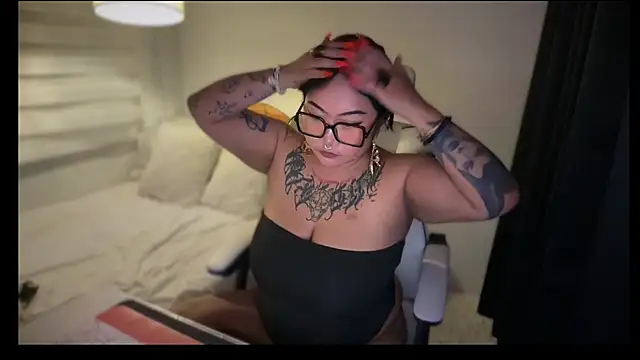 _XXXKittyTingles live cam