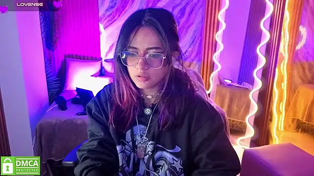 kristen_tay