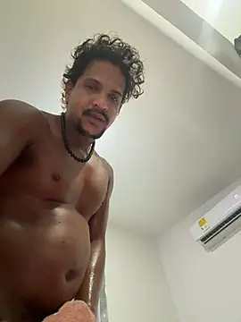 bigdick211292 live cam