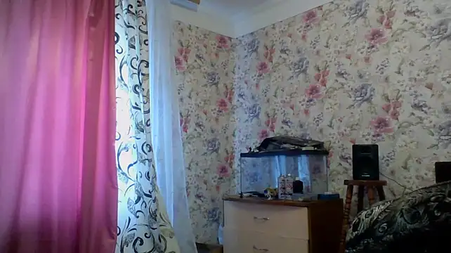 ParisGotowka live cam on StripChat