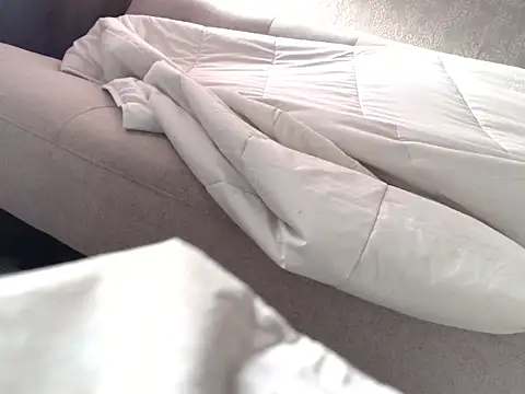 Taylor_Lam live cam on StripChat