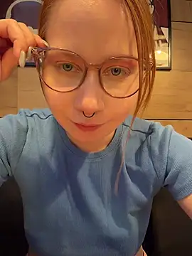 SlavicCandy webcam