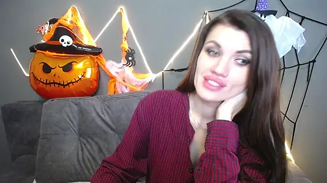 MilaLoona