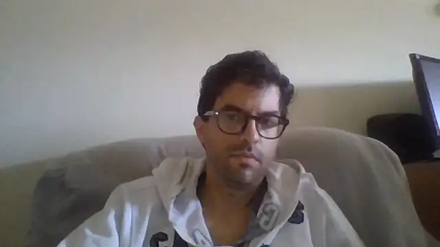 RikCum4u's room