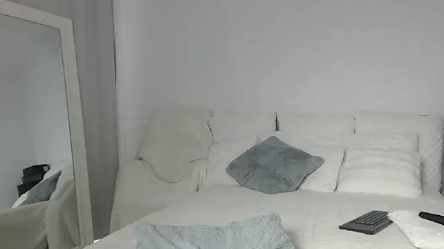 Layla23a webcam