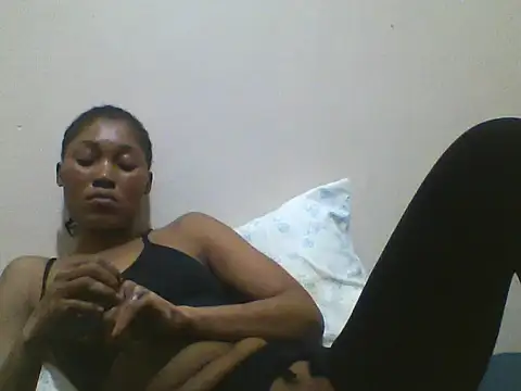 prettylani88 live cam on StripChat