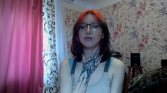 ParisGotowka live cam on StripChat