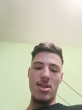 denysio89 (M twink) - 💦😈 STRIPTEASE NAKED 😈🥴