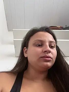 julia_moreira