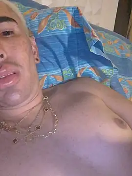 LucioFer11 live webcam