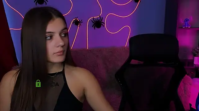 lisa_dark_