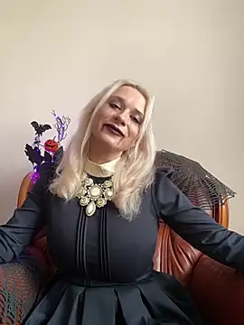 Moonflower_lily webcam