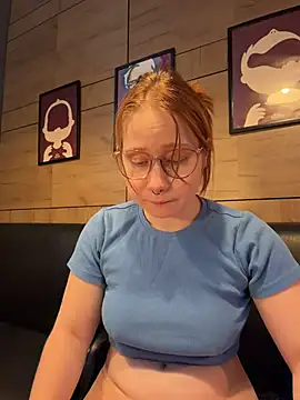 SlavicCandy live cam preview