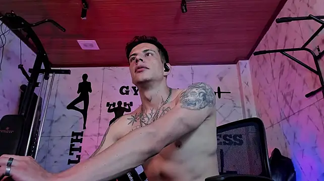 dustin_sonne (M young) - introduce the toy 3 m  toy