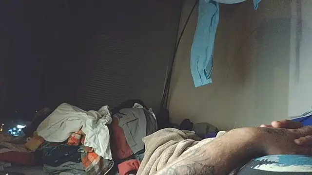 overmydadbody222 webcam