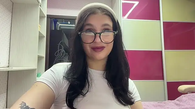 RisaPanak live cam on StripChat