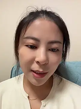 YaoYao8888 live cam on StripChat