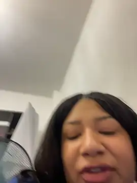 sashaliciosa_ (F young) - oil on my cute titties and tittle job