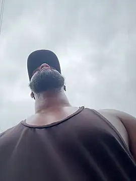 blackdrey18 (Ask my age) - TOUCH MY BULGE