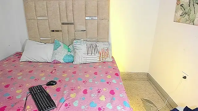 Keily_Tsx1