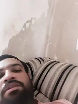 vinay_smalldick live cam on StripChat