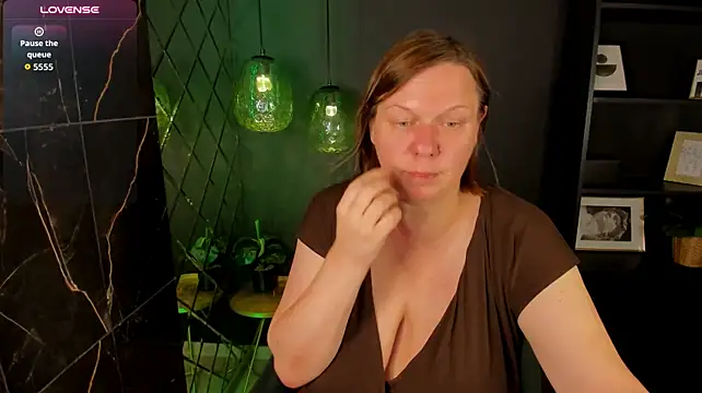 KellyPerfection live cam on StripChat