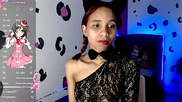 ivory_aiko live cam on StripChat
