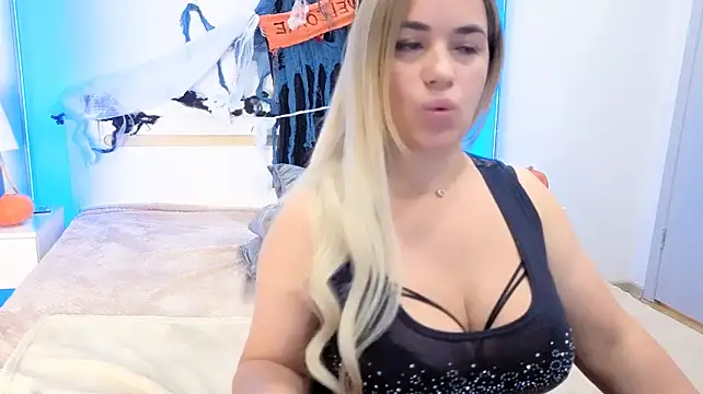 JuicyMillena