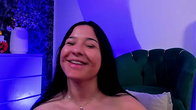 NaomiVelourr