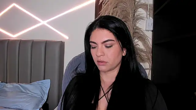 Veronicalanx1