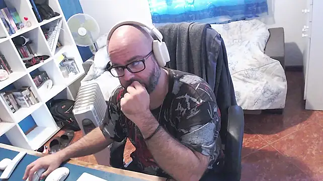 ravingr4d4 on Stripchat