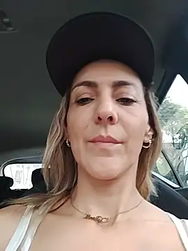 monita_med (F milf) - Open Ass