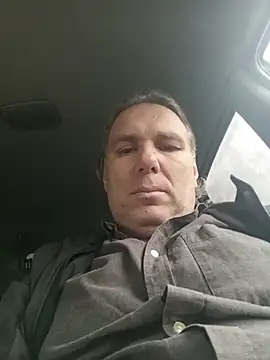 saysomething3 (Ask my age) - Finger wet pussy on road